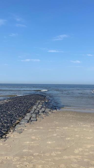 Strandhuisje Eva, Dicht Bij Zee Каллантсог Экстерьер фото